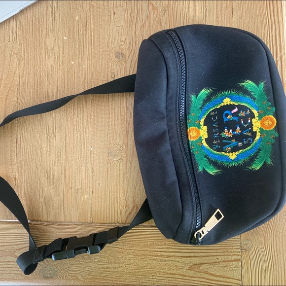 Versace Fanny pack belt bag black - Picture 2 of 3